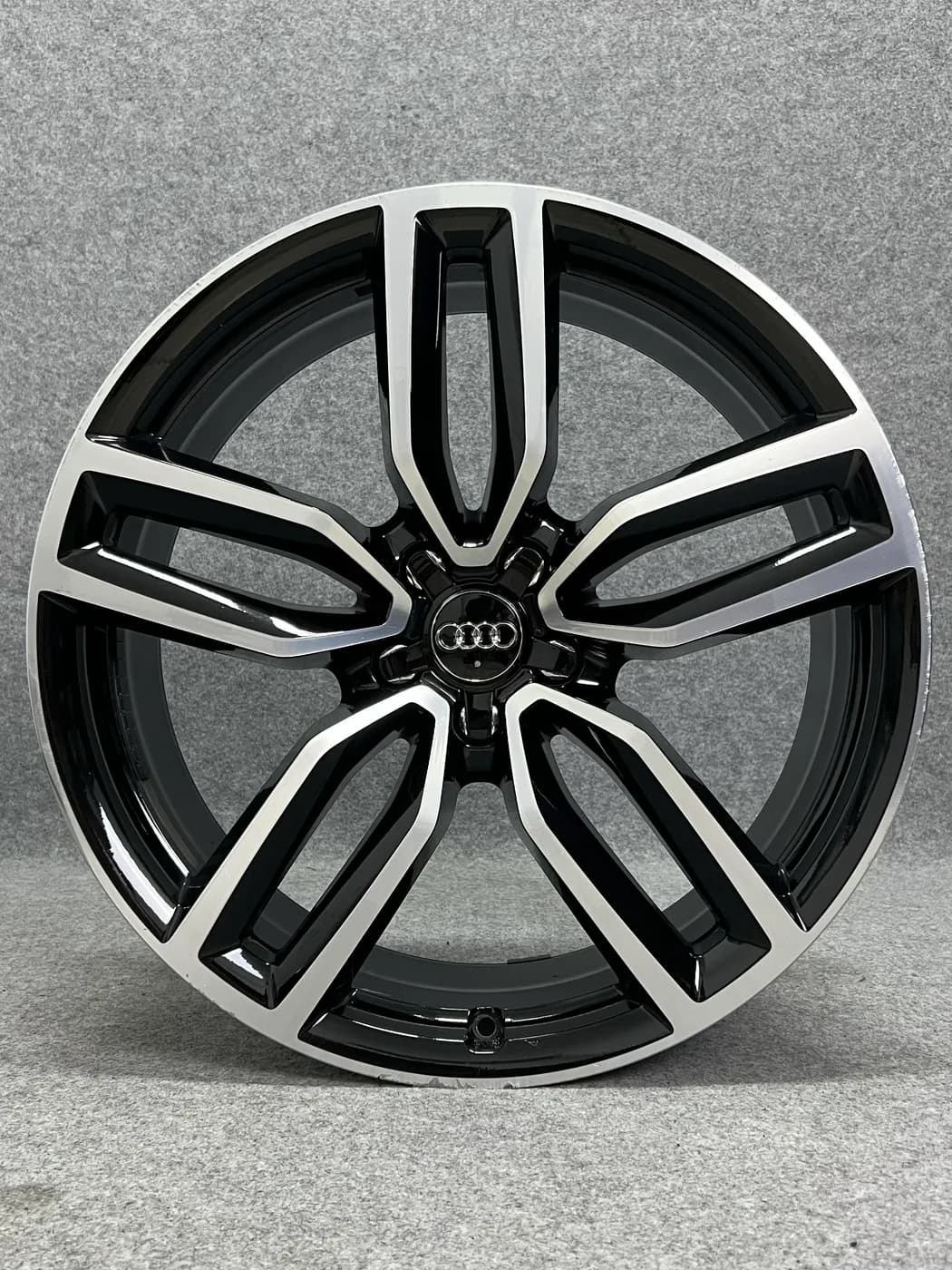 Audi 21" 5x112