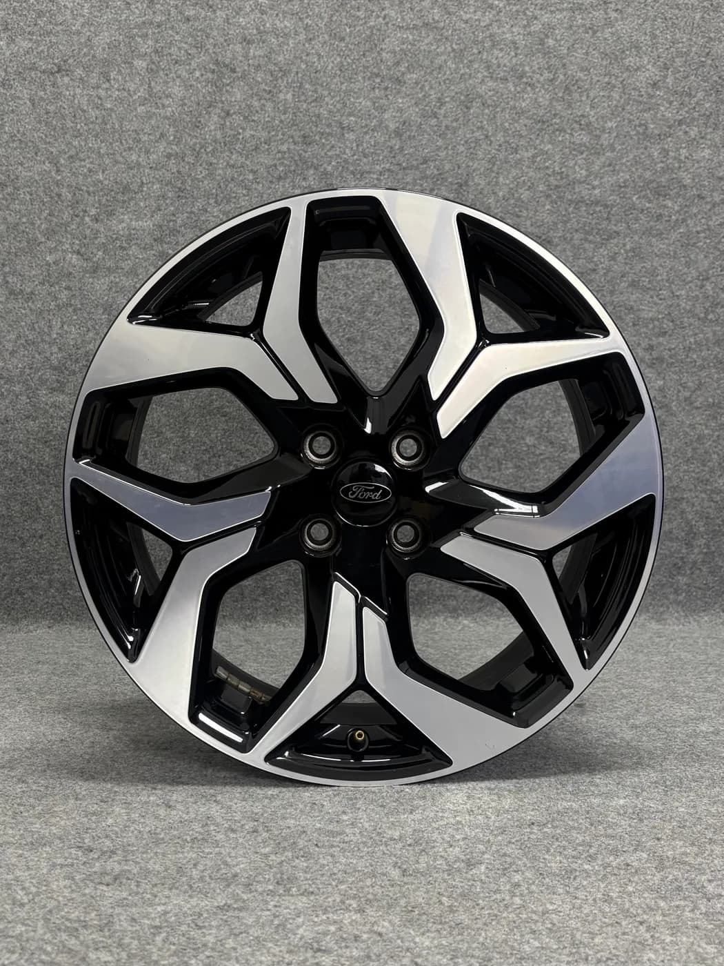Ford 18" 4x108