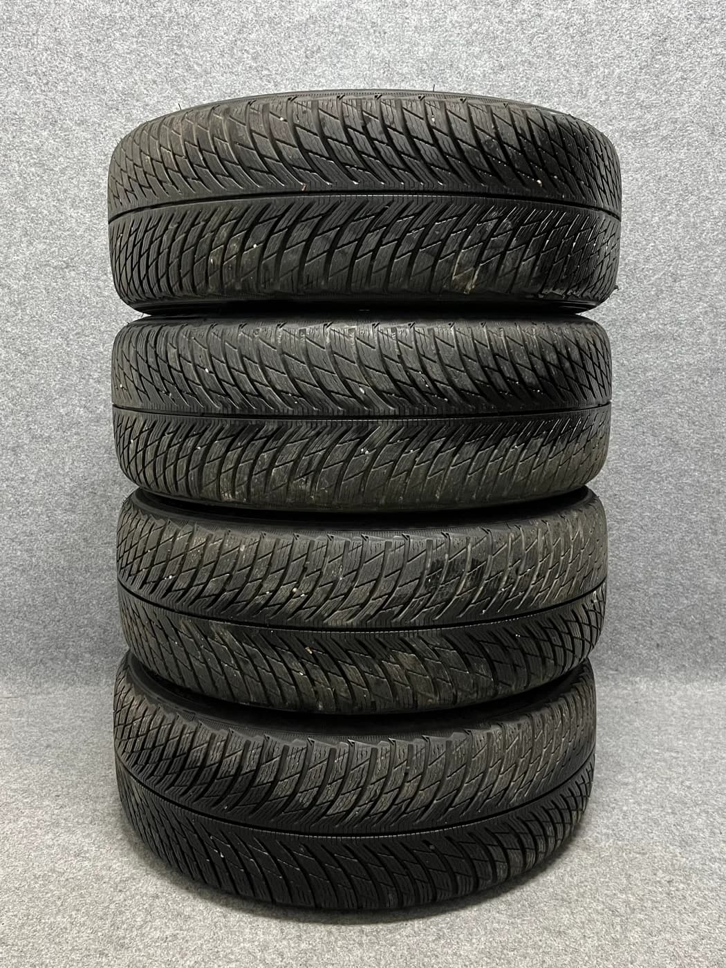 Michelin 215/55r18 téli