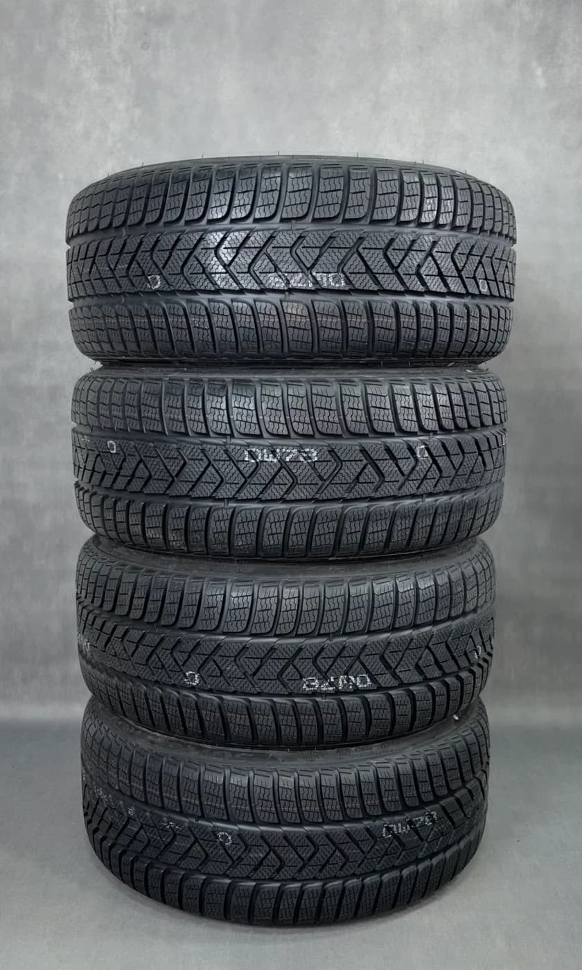 Pirelli 235/35r19 téli