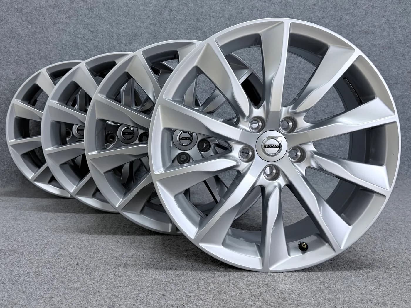 Volvo 18" 5x108