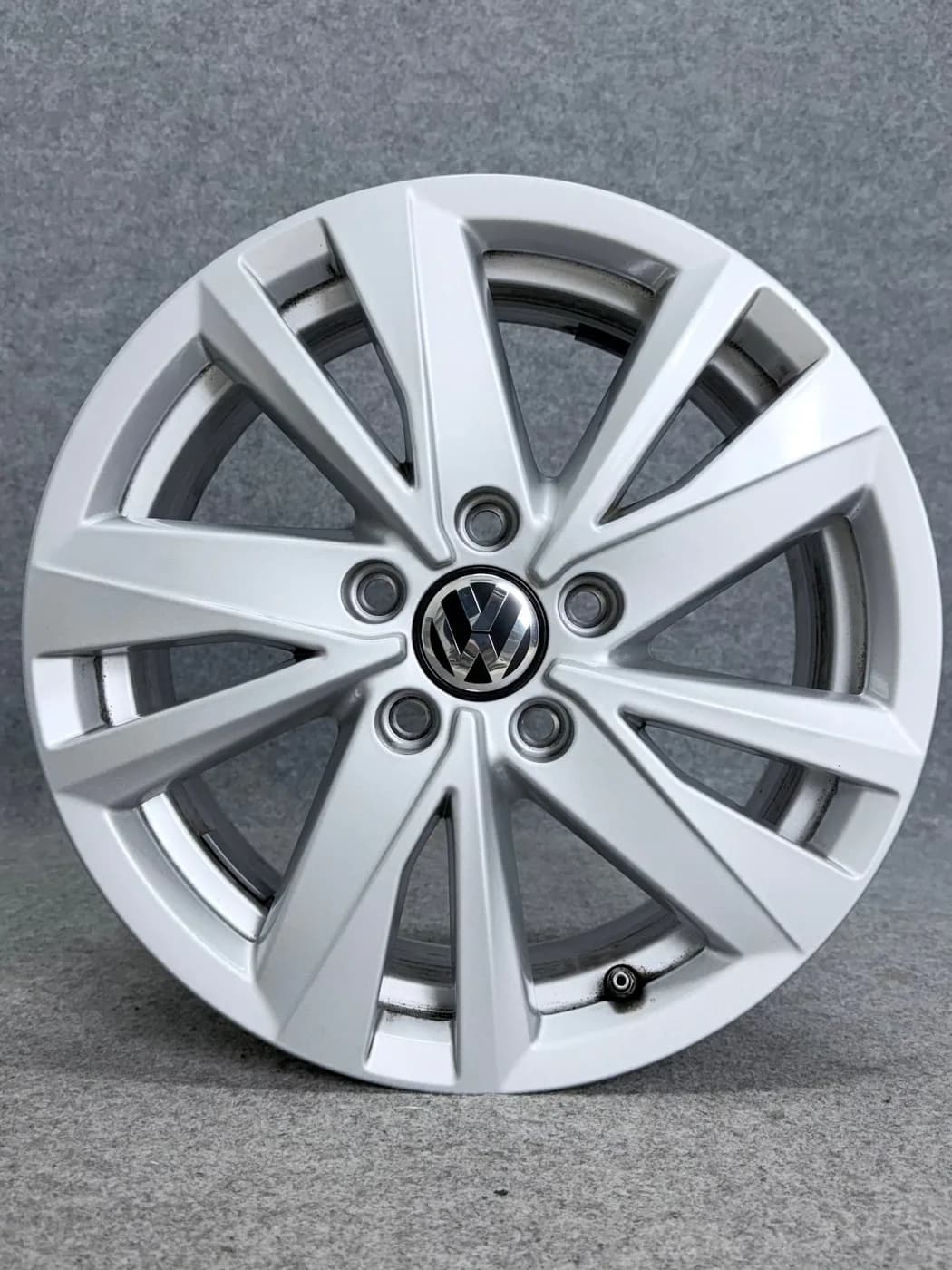 Volkswagen 16" 5x112